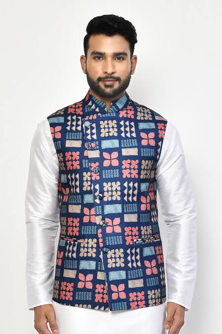Arihant Rai Sinha_Blue Silk, Cotton Embroidery Thread Bundi _Online_at_Aza_Fashions