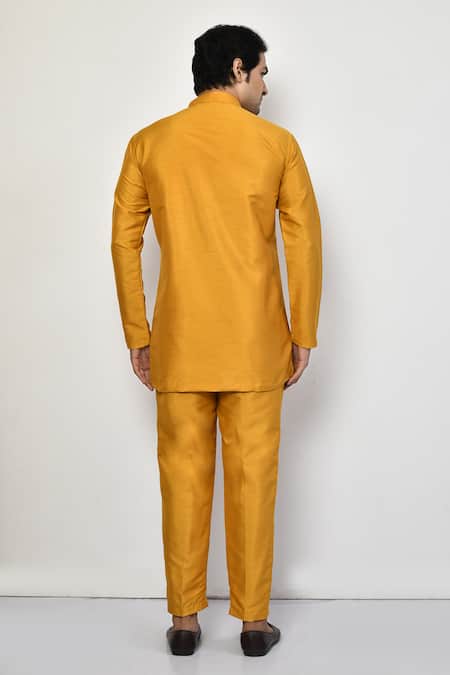 Arihant Rai Sinha Plain Short Bright Kurta 