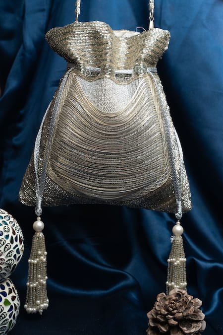 Nayaab By Sonia Cutdana & Diamond Studded Potli Bag 