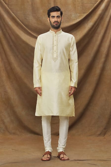 Arihant Rai Sinha_Cream Jacquard, Silk Embroidery Geometric Pattern Full Sleeve Kurta _Online_at_Aza_Fashions
