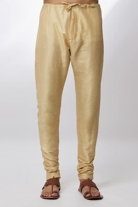 Arihant Rai Sinha Grey Jacquard, Silk Embroidery, Zari Banarasi Floral Pattern Woven Kurta Set at Aza Fashions Arihant Rai Sinha_Grey Jacquard, Silk Embroidery, Zari Banarasi Floral Pattern Woven Kurta Set _at_Aza_Fashions