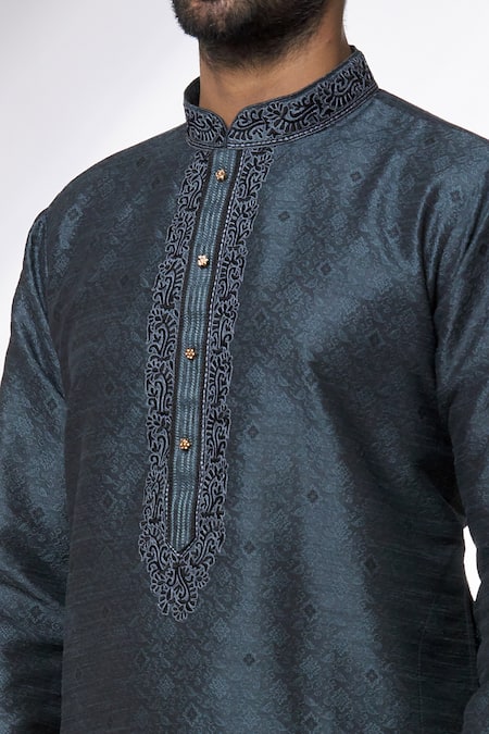 Shop Arihant Rai Sinha Grey Jacquard, Silk, Brocade Embroidery Woven Botanical Pattern Kurta Online at Aza Fashions Shop_Arihant Rai Sinha_Grey Jacquard, Silk, Brocade Embroidery Woven Botanical Pattern Kurta _Online_at_Aza_Fashions