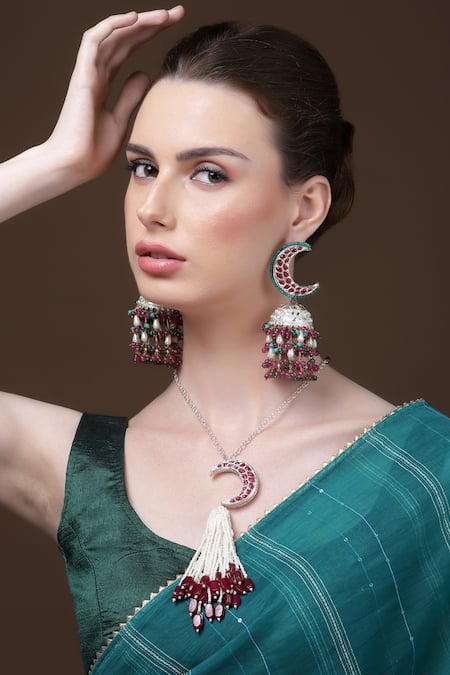 Dugran By Dugristyle Crecent Moon Stone Embellished Necklace 
