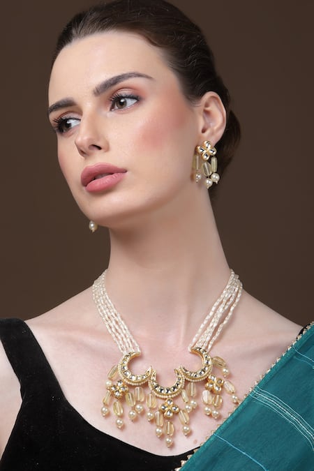 Dugran By Dugristyle Kundan Triple Crecent Moon Pendant Necklace Set 