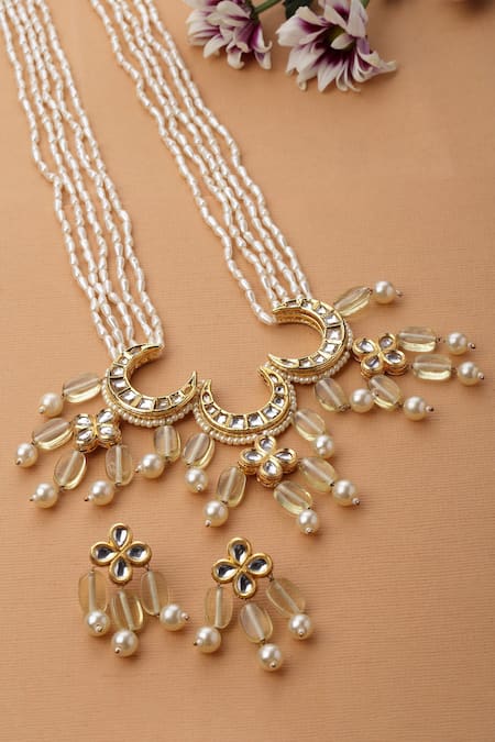 Dugran By Dugristyle Kundan Triple Crecent Moon Pendant Necklace Set 