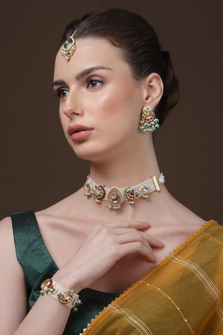 Dugran By Dugristyle Multi Color Kundan Chand Tukdi Embellished Choker Set 