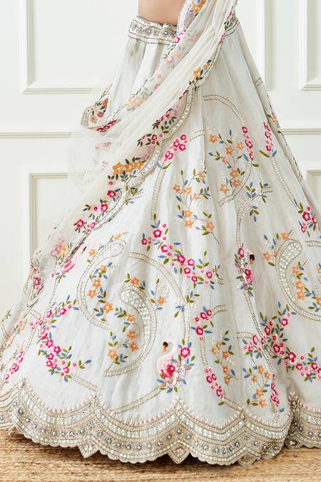 Shop_Sonia Bansal_Ivory Tissue Hand Embroidered Thread Leaf Neck Bridal Lehenga Set _Online_at_Aza_Fashions