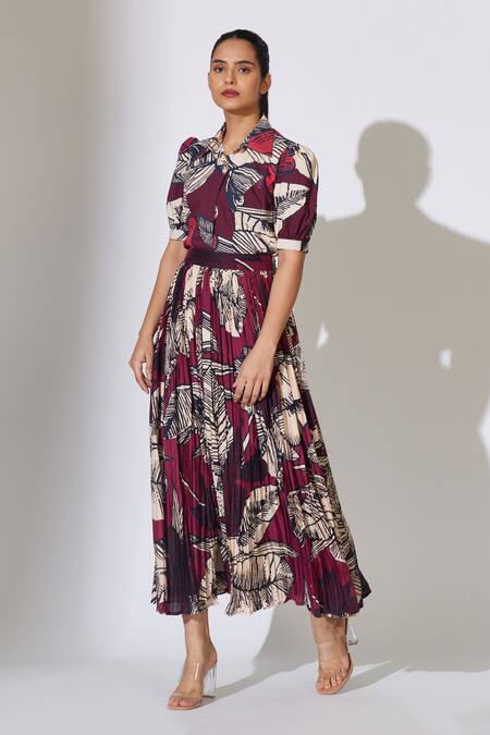 Buy Koai Brown Poplin, Cotton Collared Floral Pattern Puffed Sleeve Shirt Online at Aza Fashions Buy_Koai_Brown Poplin, Cotton Collared Floral Pattern Puffed Sleeve Shirt _Online_at_Aza_Fashions