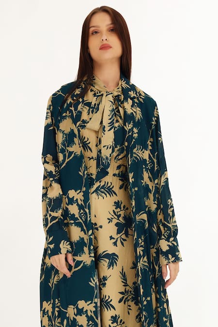 Koai Blue Garden Pattern Cape Online at Aza Fashions Koai_Blue Garden Pattern Cape _Online_at_Aza_Fashions