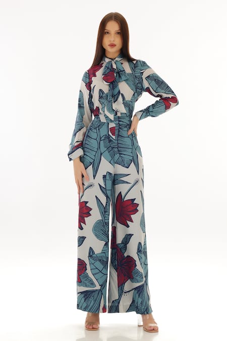 Buy Koai White Muslin, Cotton, Silk Bandeau Neck Front Tie Floral Pattern Shirt Buy_Koai_White Muslin, Cotton, Silk Bandeau Neck Front Tie Floral Pattern Shirt