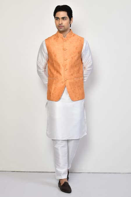 Arihant Rai Sinha Floral Pattern Bundi Kurta Set 