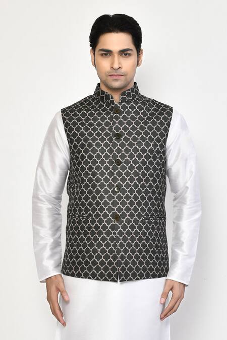 Shop_Arihant Rai Sinha_White Cotton Quatrefoil Print Bundi Kurta Set_Online_at_Aza_Fashions