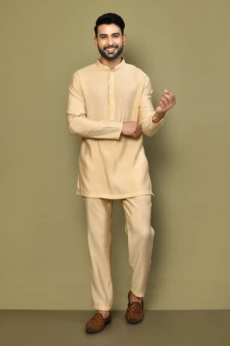 Arihant Rai Sinha Mandarin Collar Kurta Pant Set 