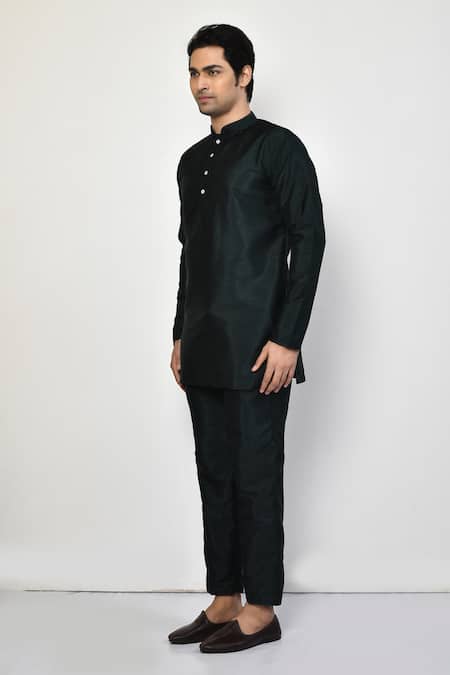 Arihant Rai Sinha_Black Silk, Cotton Full Sleeve Short Kurta Set _at_Aza_Fashions