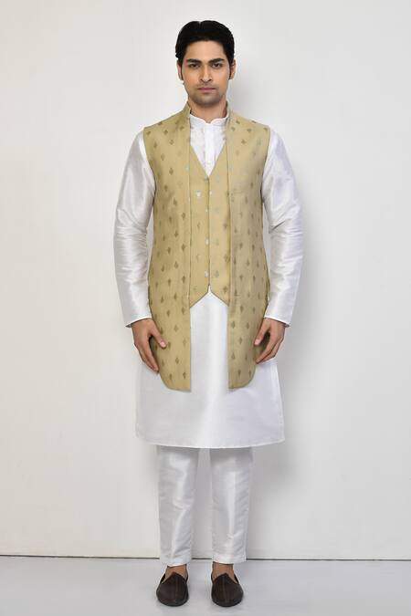 Buy_Arihant Rai Sinha_Beige Satin, Cotton Embroidery Woven Butti Pattern Bundi Set_Online_at_Aza_Fashions