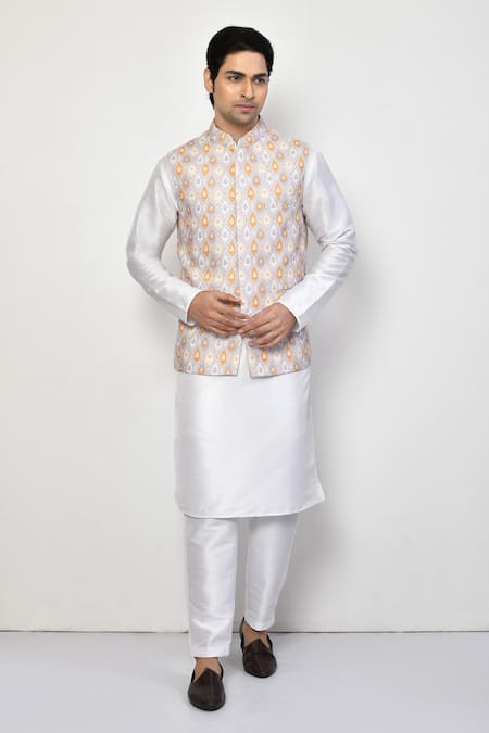 Arihant Rai Sinha Leaflet Motif Bundi Kurta Set 