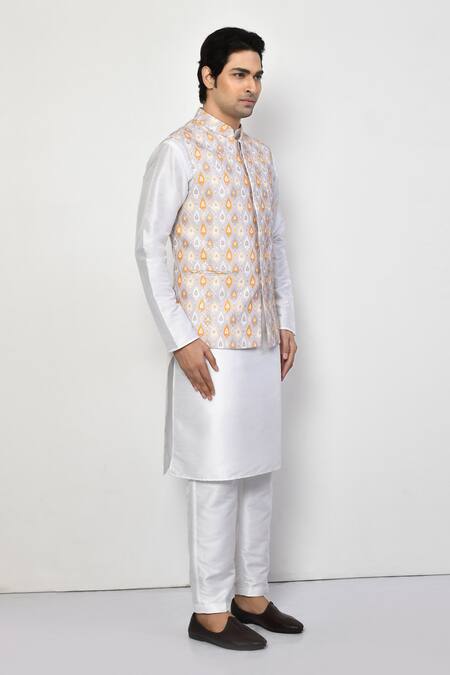 Buy_Arihant Rai Sinha_White Cotton, Silk Embroidery Leaflet Motif Bundi Kurta Set 