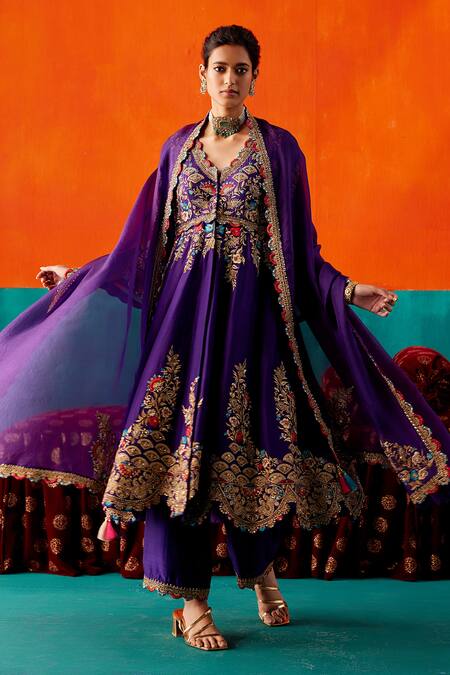 Aman Takyar_Purple Organza, Silk Beads, Sequins, Zari V-neck Hand Embroidered Anarkali Set _Online_at_Aza_Fashions