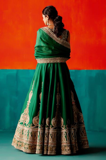 Shop_Aman Takyar_Green Organza, Silk Pearls, Cut Work Paisley Embroidered Bridal Lehenga Set _at_Aza_Fashions