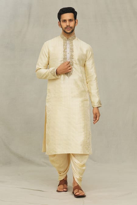 Arihant Rai Sinha Thread Embroidered Kurta Set 