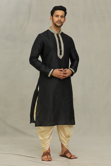 Arihant Rai Sinha Swirl Pattern Embroidered Kurta Set 