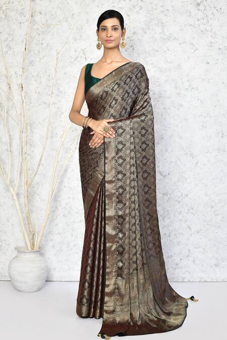 Nazaakat by Samara Singh Grey Pure Silk Woven Mughal Kruti Saree With Running Blouse