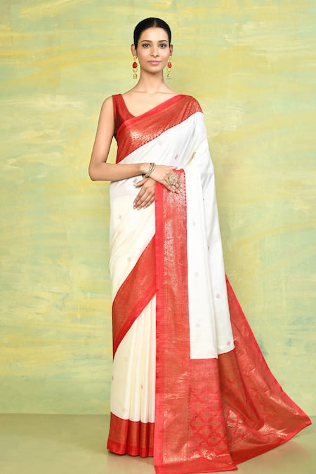 Nazaakat by Samara Singh Off White Silk Blend Printed Geometric Saree With Running Blouse