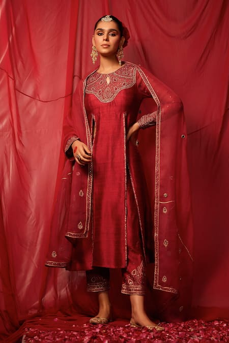 Tabeer India Crystal Embellished Kurta Set 