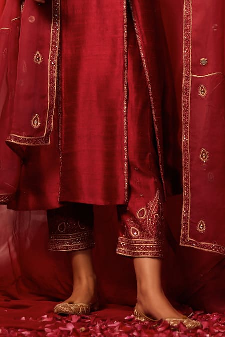 Buy Tabeer India Red Silk, Organza, Crepe, Polyester Crystals, Mirrors, Embellished Kurta Set Online at Aza Fashions Buy_Tabeer India_Red Silk, Organza, Crepe, Polyester Crystals, Mirrors, Embellished Kurta Set _Online_at_Aza_Fashions