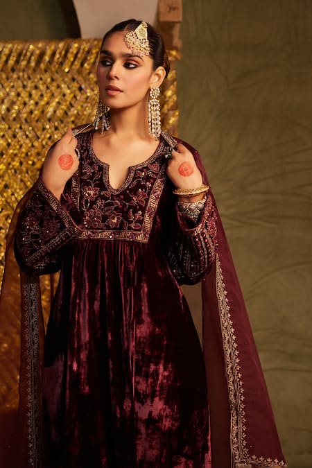 Tabeer India Wine Silk, Velvet, Organza Cut Work, Sequins, Resham Embellished Kurta Set at Aza Fashions Tabeer India_Wine Silk, Velvet, Organza Cut Work, Sequins, Resham Embellished Kurta Set _at_Aza_Fashions