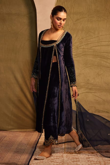 Shop_Tabeer India_Blue Silk, Velvet, Crepe, Organza Sequins, Mirrors Scoop Embellished Kurta Set _Online_at_Aza_Fashions