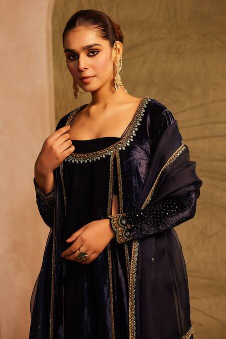 Tabeer India_Blue Silk, Velvet, Crepe, Organza Sequins, Mirrors Scoop Embellished Kurta Set _at_Aza_Fashions