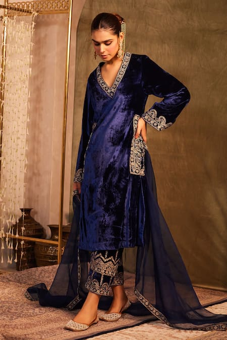 Tabeer India Blue Silk, Velvet, Organza, Crepe Cut Work, Neckline Embellished Kurta Set at Aza Fashions Tabeer India_Blue Silk, Velvet, Organza, Crepe Cut Work, Neckline Embellished Kurta Set _at_Aza_Fashions