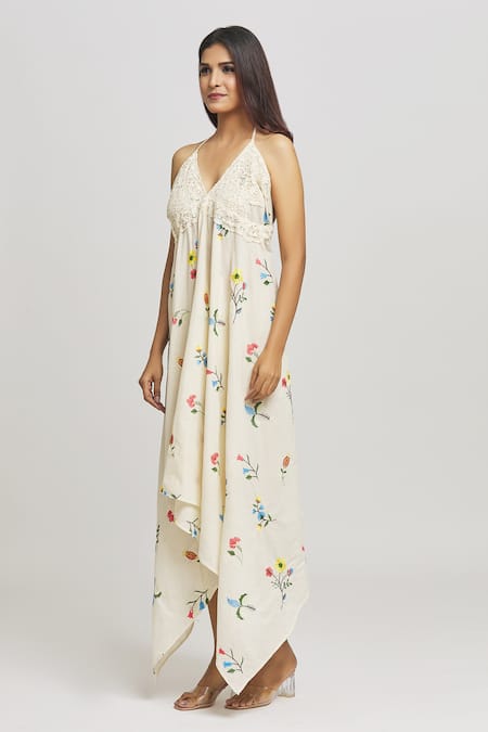 Buy Kunwarani Ritu Cream Cotton Hand Embroidery Floral V Neck Dress Online at Aza Fashions Buy_Kunwarani Ritu_Cream Cotton Hand Embroidery Floral V Neck Dress _Online_at_Aza_Fashions