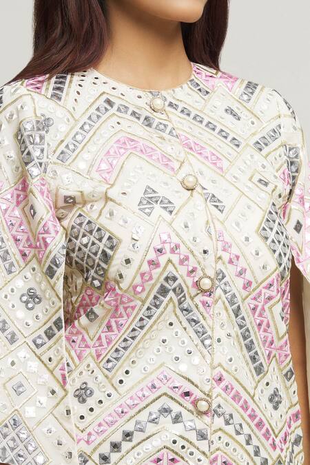 Shop_Kunwarani Ritu_White Georgette Hand Embroidery Geometric Round Neck Top With Skirt  _Online_at_Aza_Fashions