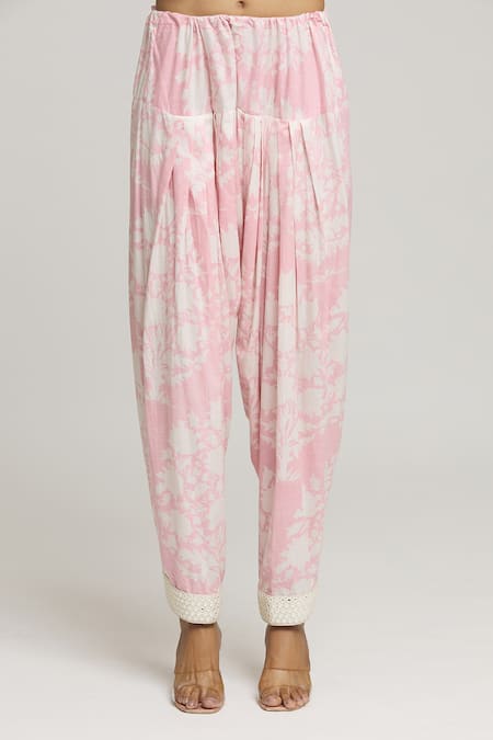 Kunwarani Ritu_Pink Cotton Print Floral Notched Neck Blossom Short Tunic With Pant  _at_Aza_Fashions