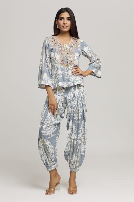 Kunwaraniritu Floral Print Short Tunic With Pant 