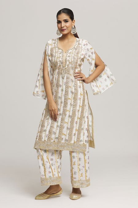 Kunwaraniritu White Cotton Embroidery Zardozi Tear Drop Neck Kurta With Pant  