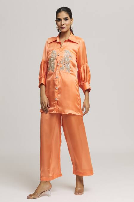 Kunwarani Ritu Peach Satin Embroidery Floral Collared Placement Shirt With Pant Online at Aza Fashions Kunwarani Ritu_Peach Satin Embroidery Floral Collared Placement Shirt With Pant _Online_at_Aza_Fashions