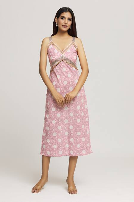 Buy_Kunwarani Ritu_Pink Cotton Sequins, Stones V-neck Floral Blossom Print Dress _Online_at_Aza_Fashions