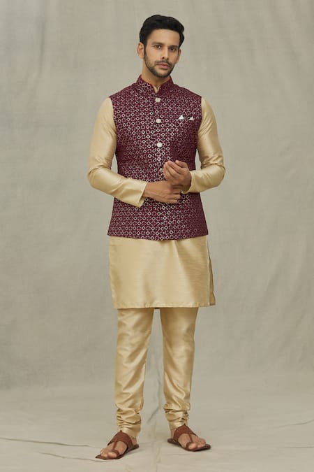 Aryavir Malhotra Sequin Work Bundi 