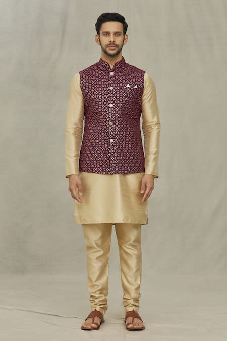 Arihant Rai Sinha Maroon Silk Sequins, Embroidery Bundi Online at Aza Fashions Arihant Rai Sinha_Maroon Silk Sequins, Embroidery Bundi _Online_at_Aza_Fashions