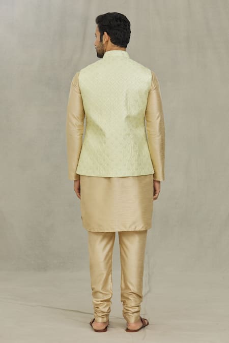 Shop Arihant Rai Sinha Green Silk Sequins, Embroidery Diamond Bundi at Aza Fashions Shop_Arihant Rai Sinha_Green Silk Sequins, Embroidery Diamond Bundi _at_Aza_Fashions