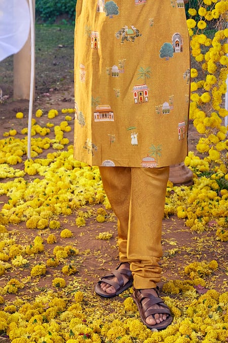 Kalista Yellow Chanderi Printed And Hand Embroidered Mughal Palace Arnav Kurta Set  4