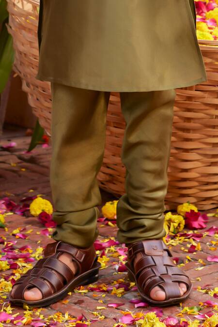 Buy_Kalista_Yellow Chanderi Embroidery Mughal Print Bundi Kurta Set 