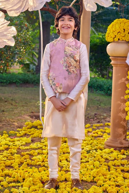 Kalista_Pink Chanderi, Silk Embroidery Floral Pattern Bundi Kurta Set _Online_at_Aza_Fashions
