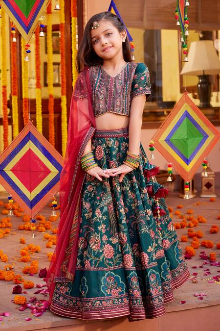 Kalista Emerald Green Net, Viscose Embroidery Bageecha Peacock Hand Lehenga Set Online at Aza Fashions Kalista_Emerald Green Net, Viscose Embroidery Bageecha Peacock Hand Lehenga Set _Online_at_Aza_Fashions