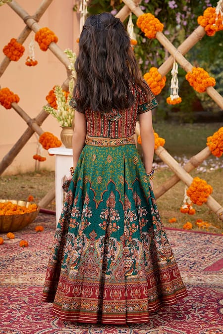 Shop Kalista Emerald Green Net, Viscose, Silk Embroidery, Mumtaz Hand Painted Lehenga Set at Aza Fashions Shop_Kalista_Emerald Green Net, Viscose, Silk Embroidery, Mumtaz Hand Painted Lehenga Set _at_Aza_Fashions