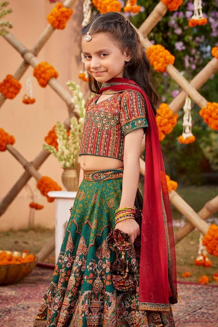 Kalista Emerald Green Net, Viscose, Silk Embroidery, Mumtaz Hand Painted Lehenga Set Online at Aza Fashions Kalista_Emerald Green Net, Viscose, Silk Embroidery, Mumtaz Hand Painted Lehenga Set _Online_at_Aza_Fashions