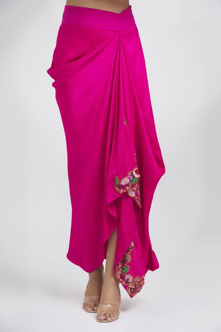 Buy Anamika Khanna Pink Silk Sequins, Beads, Fringe Round Floral Thread Embroidered Cape Skirt Set Buy_Anamika Khanna_Pink Silk Sequins, Beads, Fringe Round Floral Thread Embroidered Cape Skirt Set